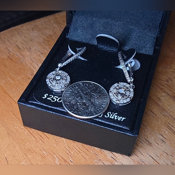 NEW Earrings MACYS 1/4 CT. TW Sterling Silver - Picture 5 of 7